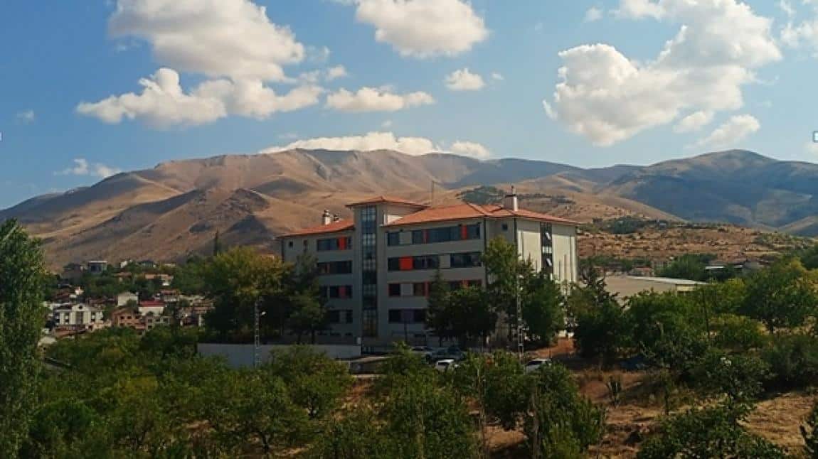 Konak Şehit Halil Koç Anadolu Lisesi Fotoğrafı